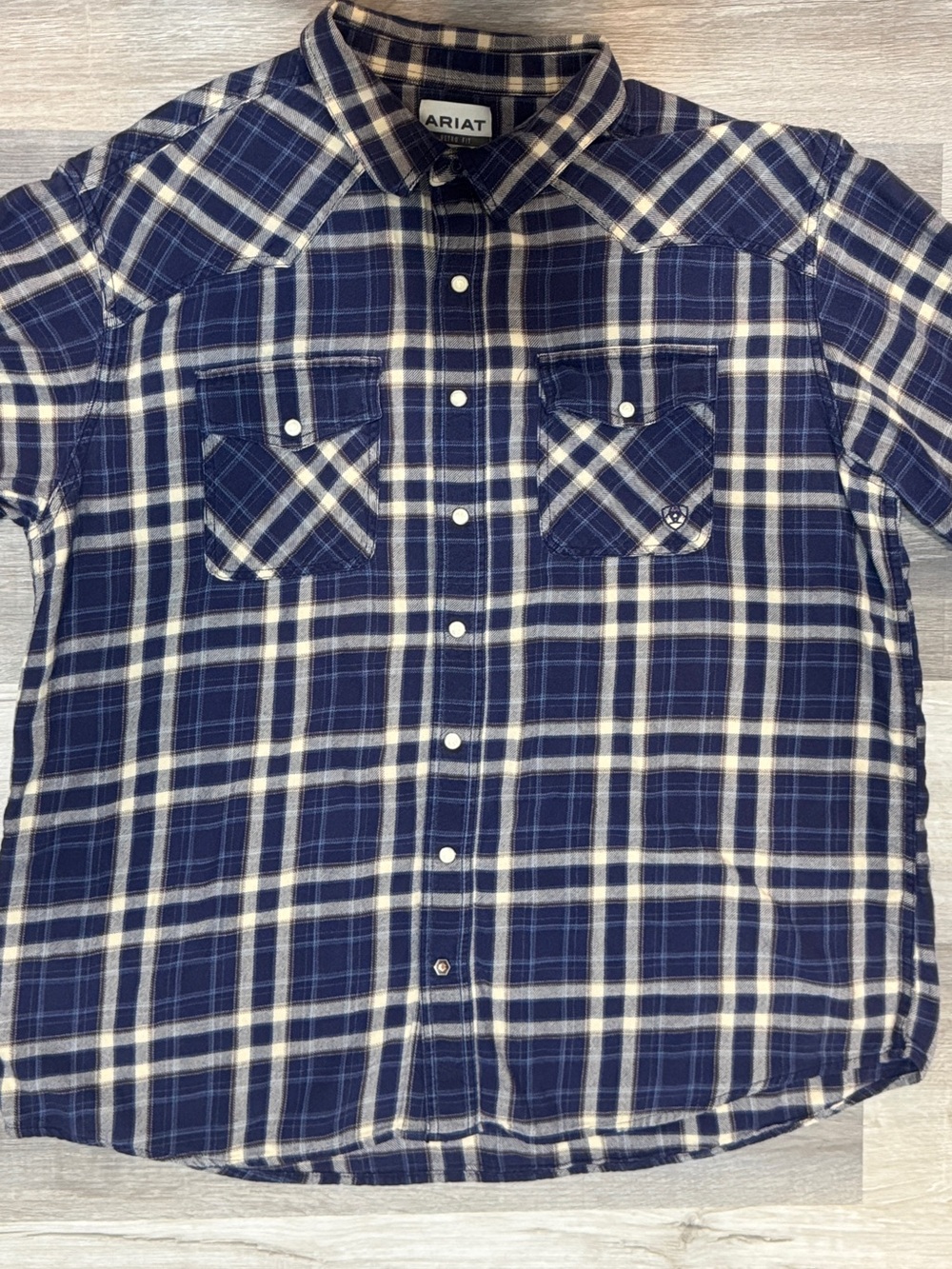 Ariat Men’s Navy & White Plaid Button-Down Long Sleeve Shirt